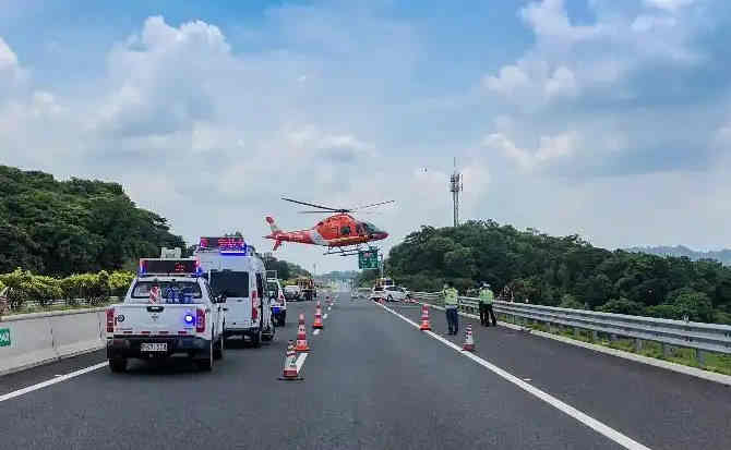 康县高速公路汽车救援案例